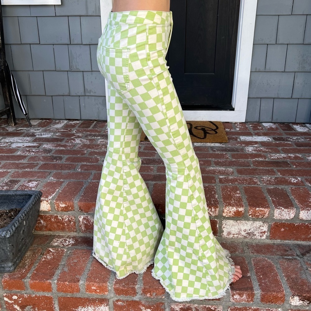 Free People Just Float On Flares Neon Green Checkerboard Bellbottom Jeans Sz 25 - Picture 2 of 15